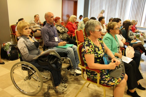 Активисты ОНФ в Коми получили положительную оценку инвалидов за помощь в развитии доступной среды