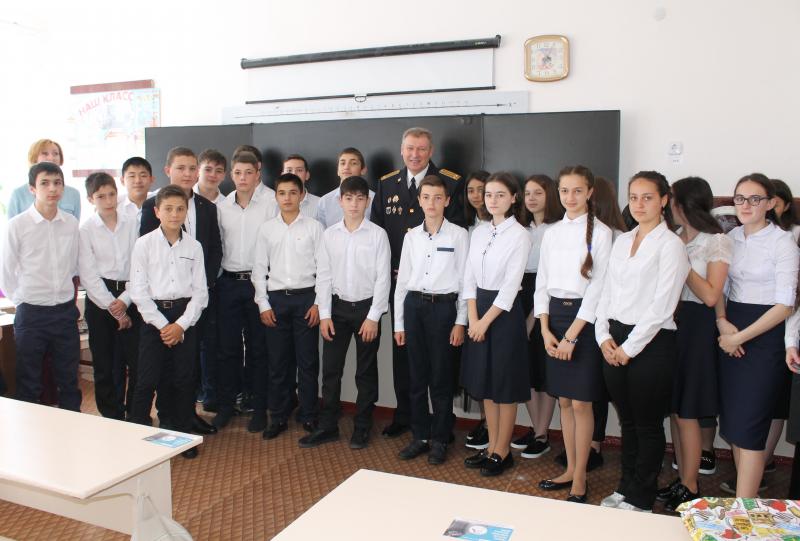 В День знаний активисты ОНФ провели в школах Кабардино-Балкарии акцию «Урок России»
