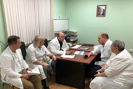 Эксперты ОНФ в Петербурге обсудили реализацию мероприятий по повышению качества оказания медуслуг онкобольным