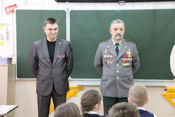 Активисты ОНФ в Коми провели «урок мужества» для сыктывкарских школьников