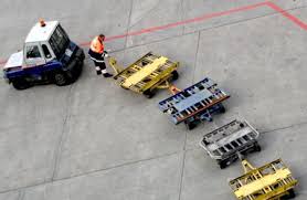 Новоуренгойской транспортной прокуратурой выявлены нарушения в аэропортах ЯНАО при эксплуатации аэродромного спецтранспорта