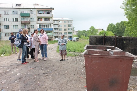 Активисты ОНФ в Амурской области выявили проблемы при реализации «мусорной реформы» в районах области