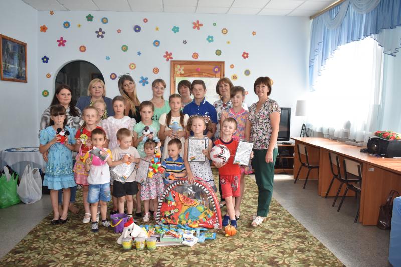 Молодежный совет почтовиков Мордовии подарил праздник воспитанникам детского реабилитационного центра