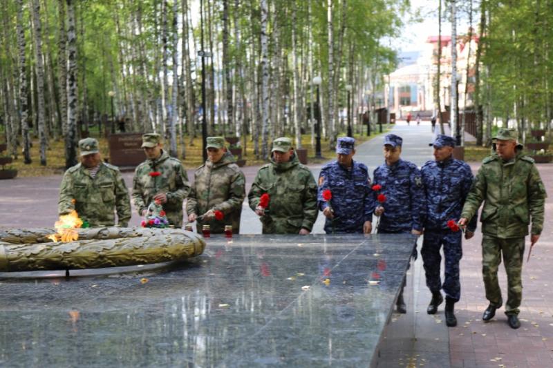 Росгвардейцы Югры почтили память героев, погибших в Северо-Кавказском регионе