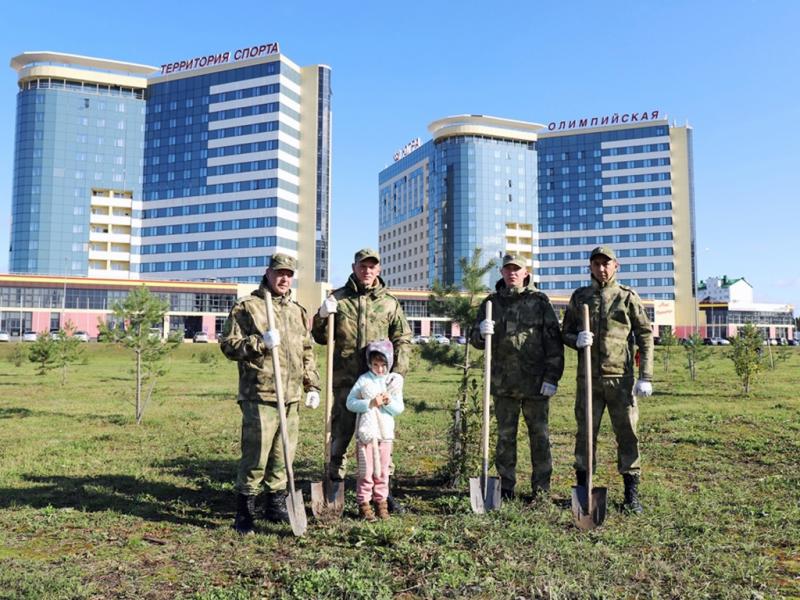 Росгвардейцы Югры присоединились к всероссийской экологической акции «Лес Победы»