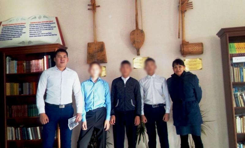 Осужденные, состоящие на учете УИИ, посетили Тувинский государственный театр кукол.
