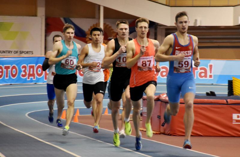 Кировчане привезли 8 медалей чемпионата и первенства Приволжья по лёгкой атлетике
