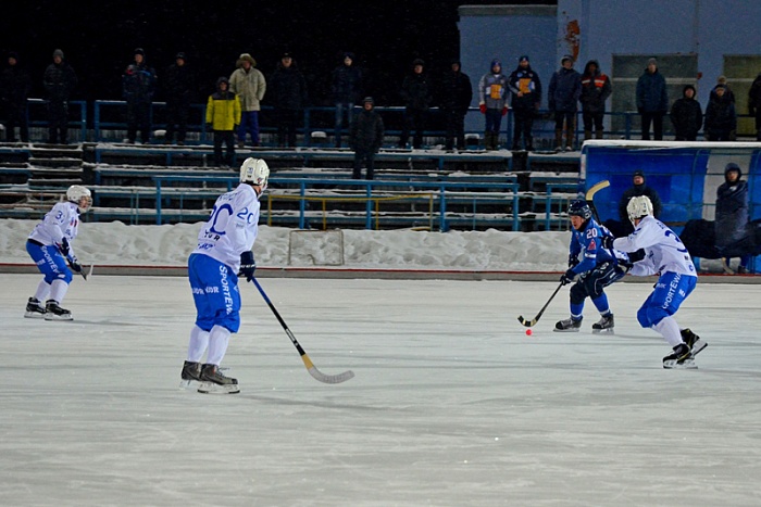 Хоккеисты «Родины» провели игру с титулованным московским «Динамо»