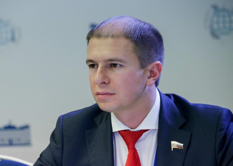 Михаил Романов: «Государственная Дума совершенствует социальное законодательство»
