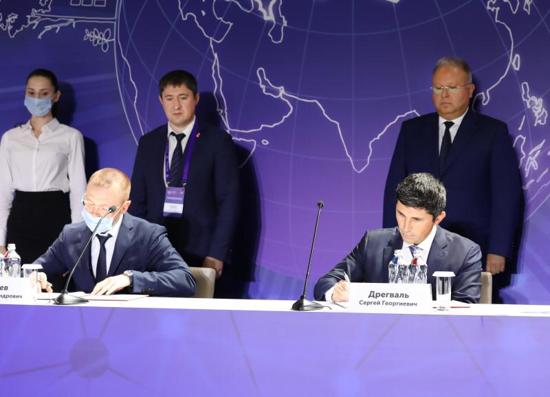 «Россети» и Пермский край подписали первое в стране долгосрочное регуляторное соглашение в сфере электроэнергетики