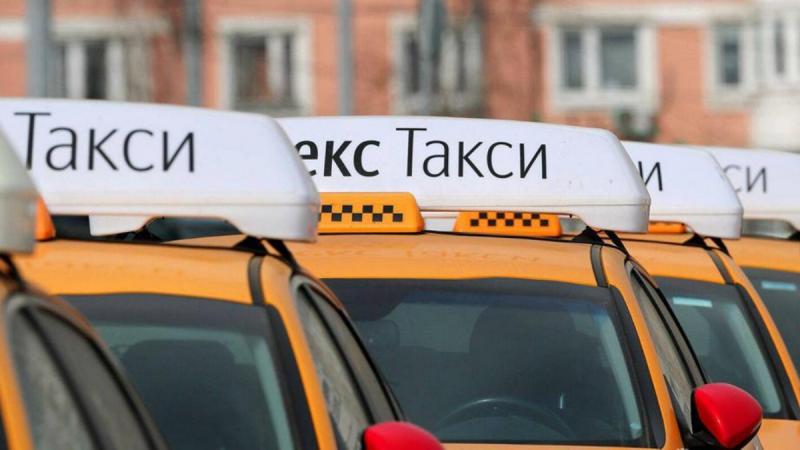 Свыше 110 машин такси были отправлены на штрафстоянку в Подмосковье за январь