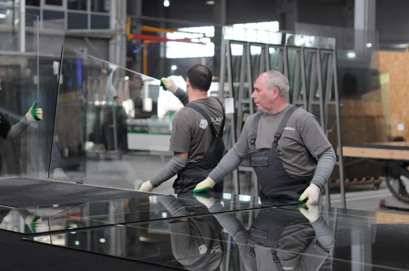 Glassika: в Воронеже состоялось открытие второй очереди завода по производству изделий из листового стекла