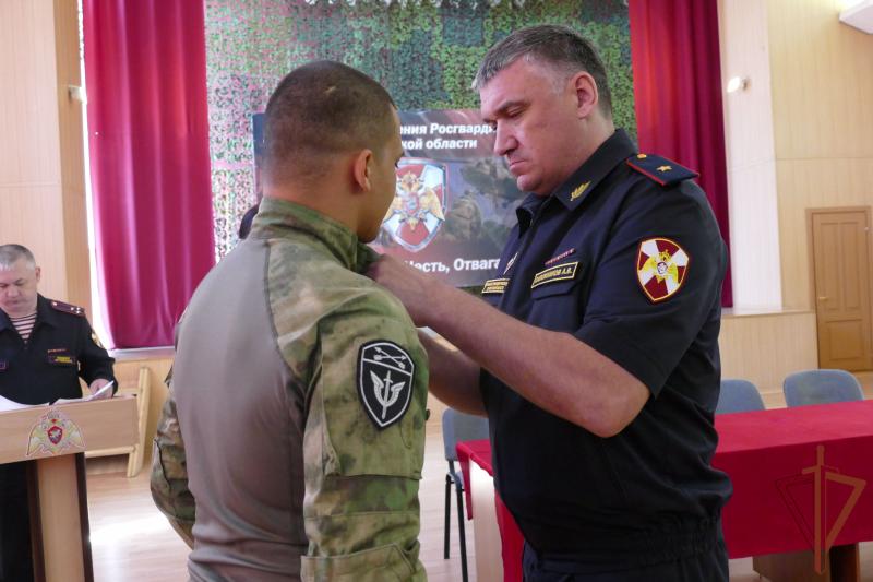 Участвовавших в специальной военной операции росгвардейцев наградили в Иркутске