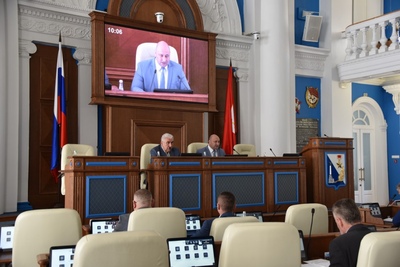 За минусом 6 депутатов состоялась сессия севастопольского парламента