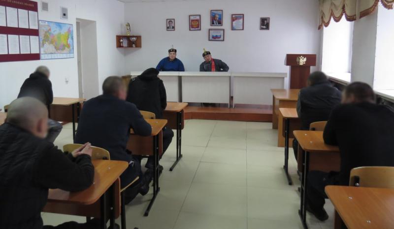 Именитые борцы посетили ФКУ КП-3 УФСИН России по Республике Тыва.