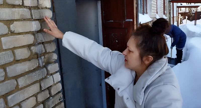 Дом в Ромоданове трещит по швам, но аварийным не признают