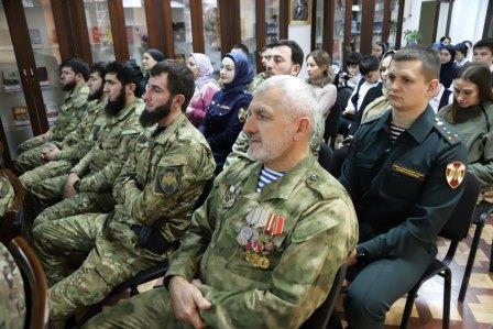 На Северном Кавказе военнослужащие Росгвардии приняли участие в мероприятии, посвященном Дню памяти воинов-интернационалистов