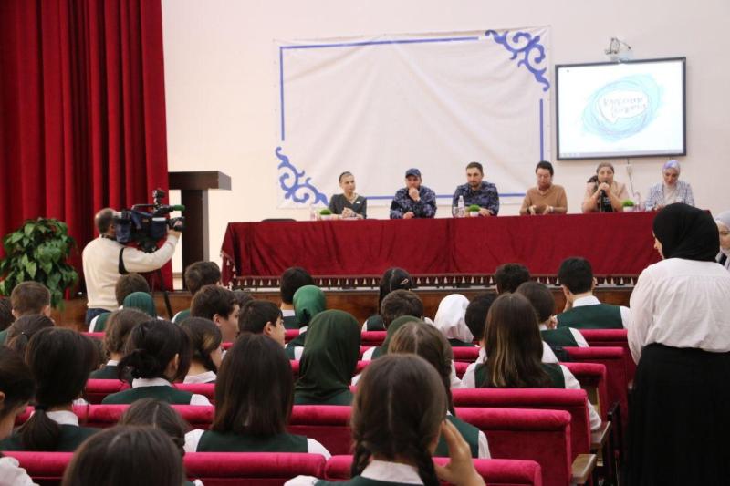 Росгвардейцы приняли участие в патриотическом мероприятии в Ингушетии