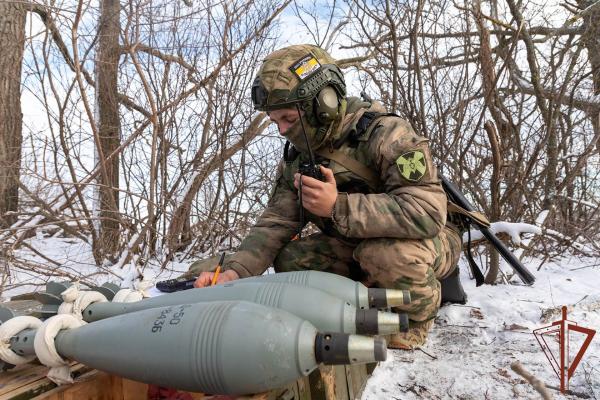 Артиллеристы Росгвардии совместно с операторами БПЛА отработали поражение объектов противника в ДНР