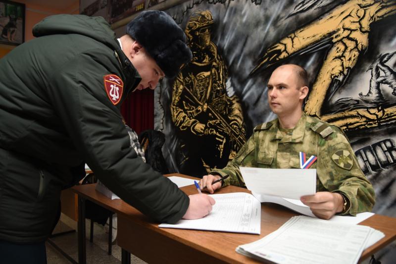 Росгвардейцы проголосовали на выборах Президента России в Чеченской Республике