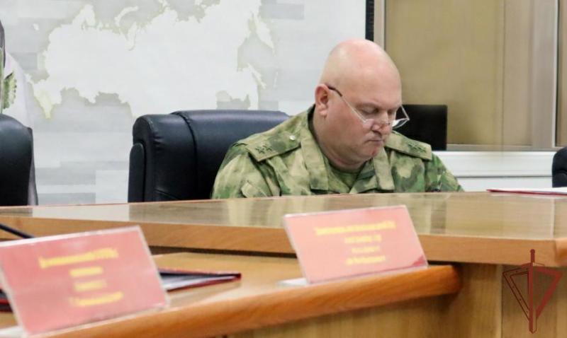 Командующий Объединенной группировкой войск (сил) в Северо-Кавказском регионе принял участие в заседании Оперативного штаба
