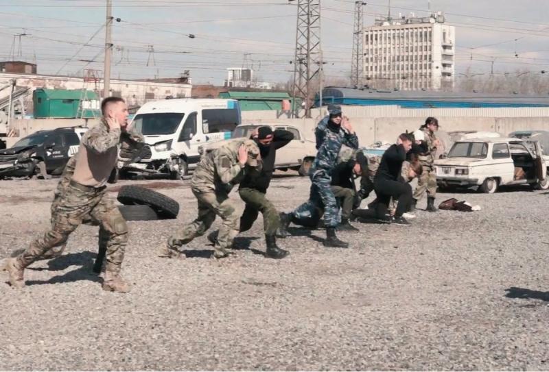«Школа юного гвардейца»: росгвардейцы провели уникальные занятия для подшефных