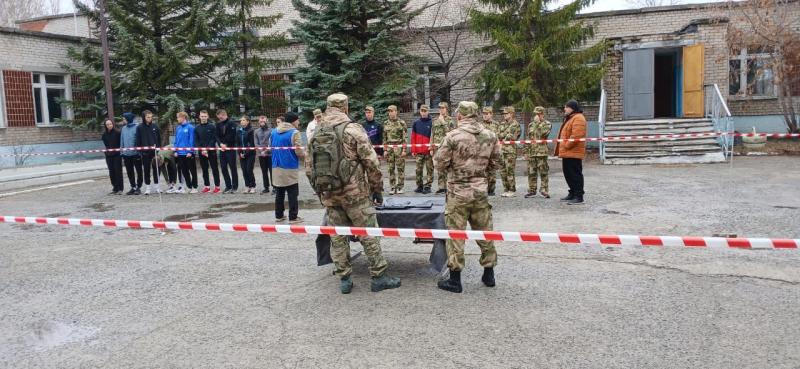 В Кыштыме росгвардейцы приняли участие в военно-патриотической игре «Зарница 2.0»