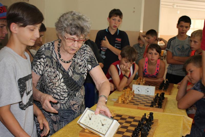 Активисты ОНФ из Иваново организовали шахматный турнир в детском лагере «Огонек»
