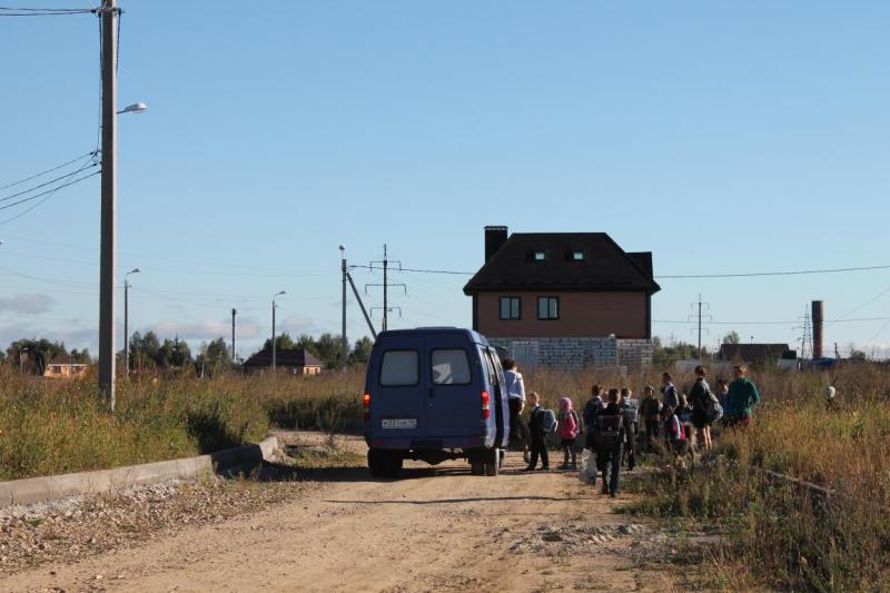 Калужские активисты ОНФ взяли на контроль обеспечение безопасности детей в поселке Яглово
